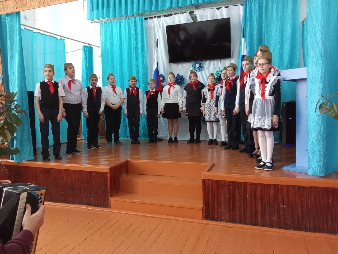 Музыкальная станция.